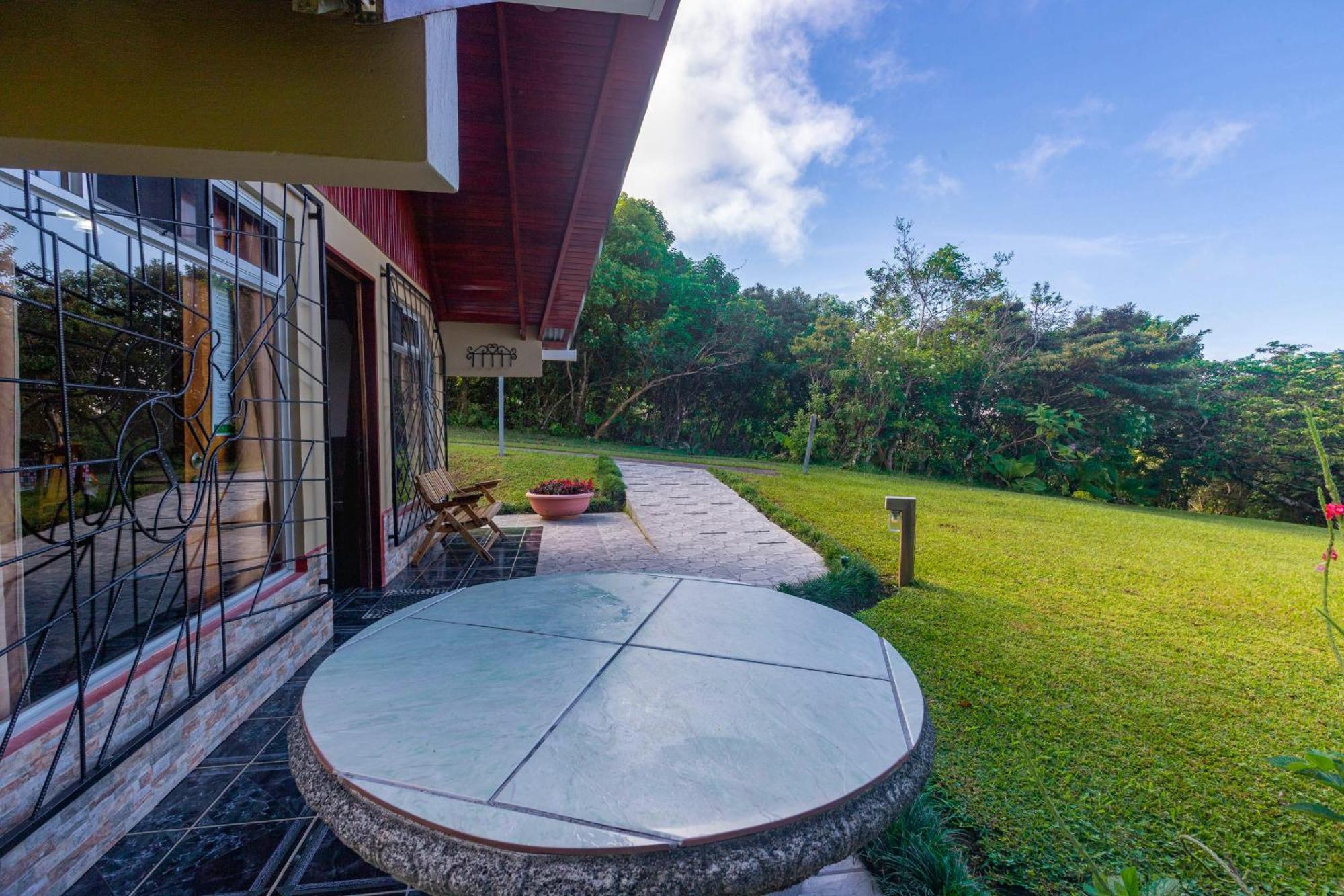 Cabanas Valle Campanas - Monteverde, Costa Rica Экстерьер фото